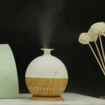 White & Black Flame-Mist Humidifier